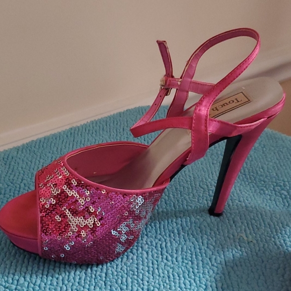 Touch Ups Sequin Heels - Picture 2 of 4